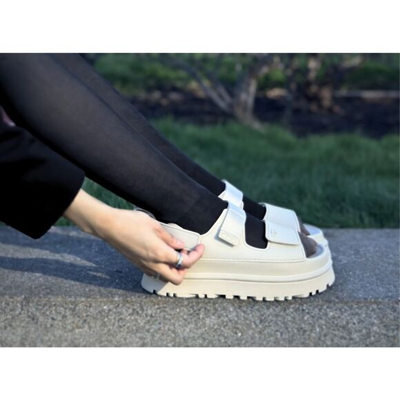 UGG Goldenglow Sandal - Picture 2 of 10